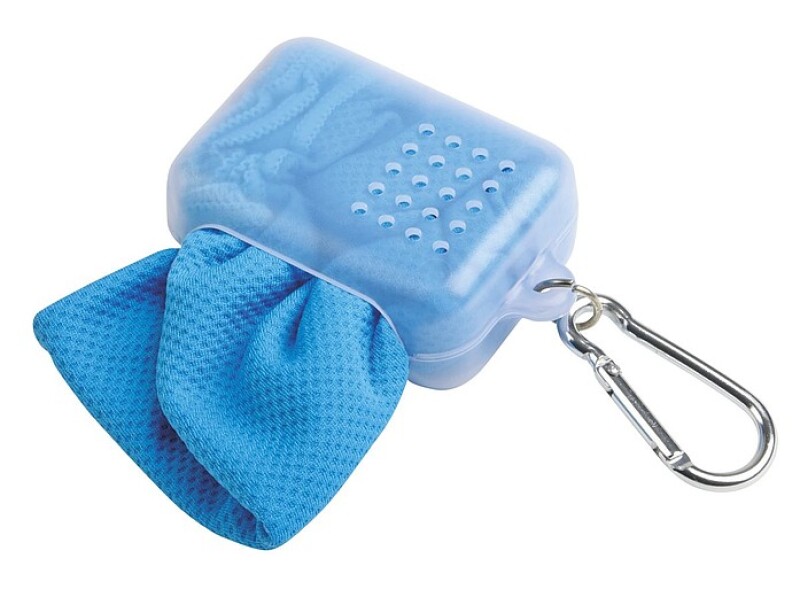 Chladicí ručník v transparentním obalu s karabinou, modrý