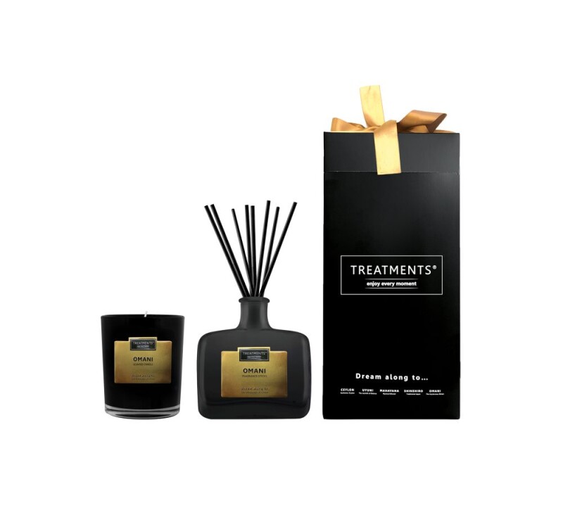 Dárková sada TREATMENTS® obsahující svíčku a difuzér 200 ml - Giftbox Home (DeLuxe) - Omani